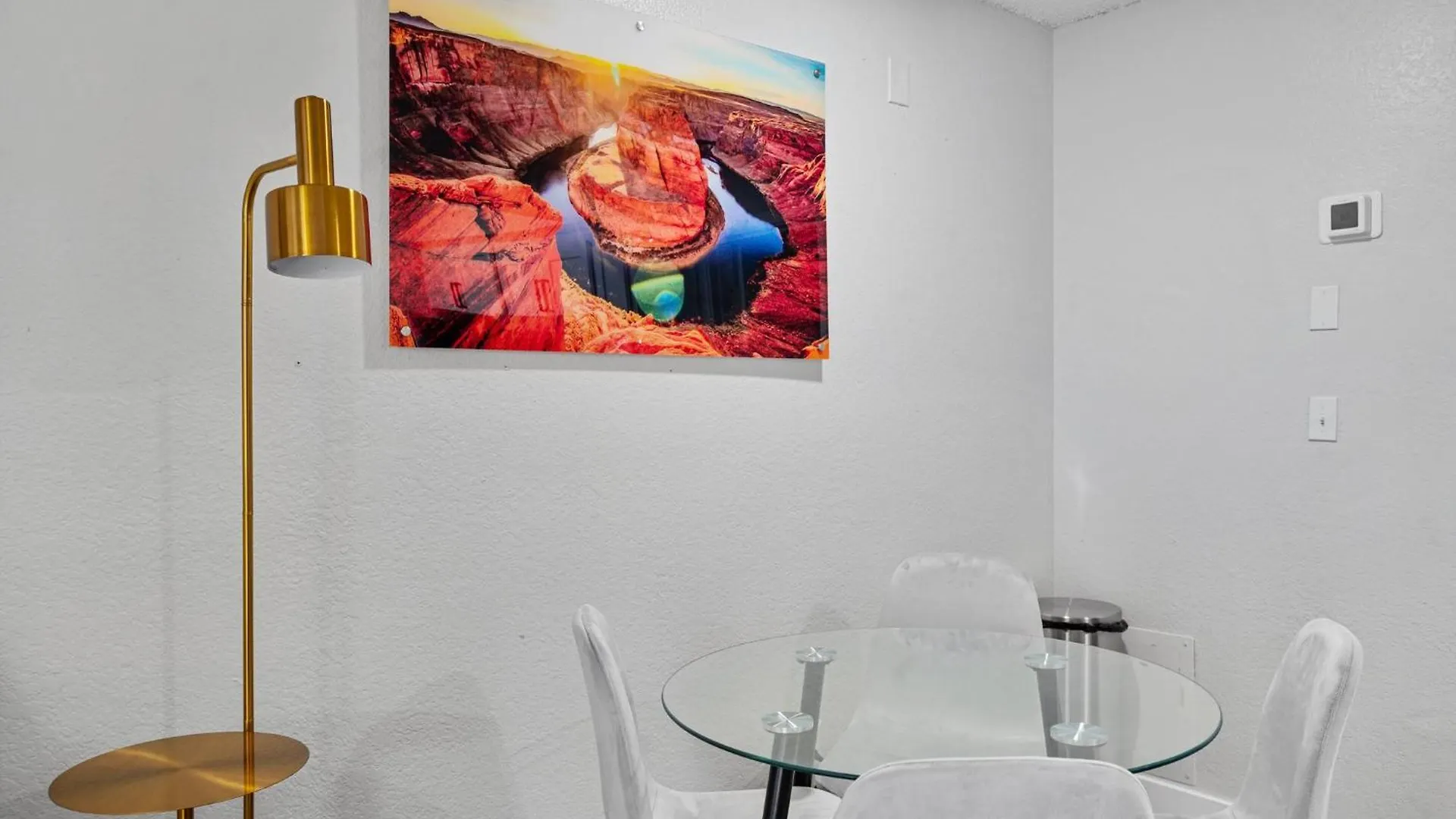 Luxurious 1B1B Stay With Free Parking Scottsdale 0*,