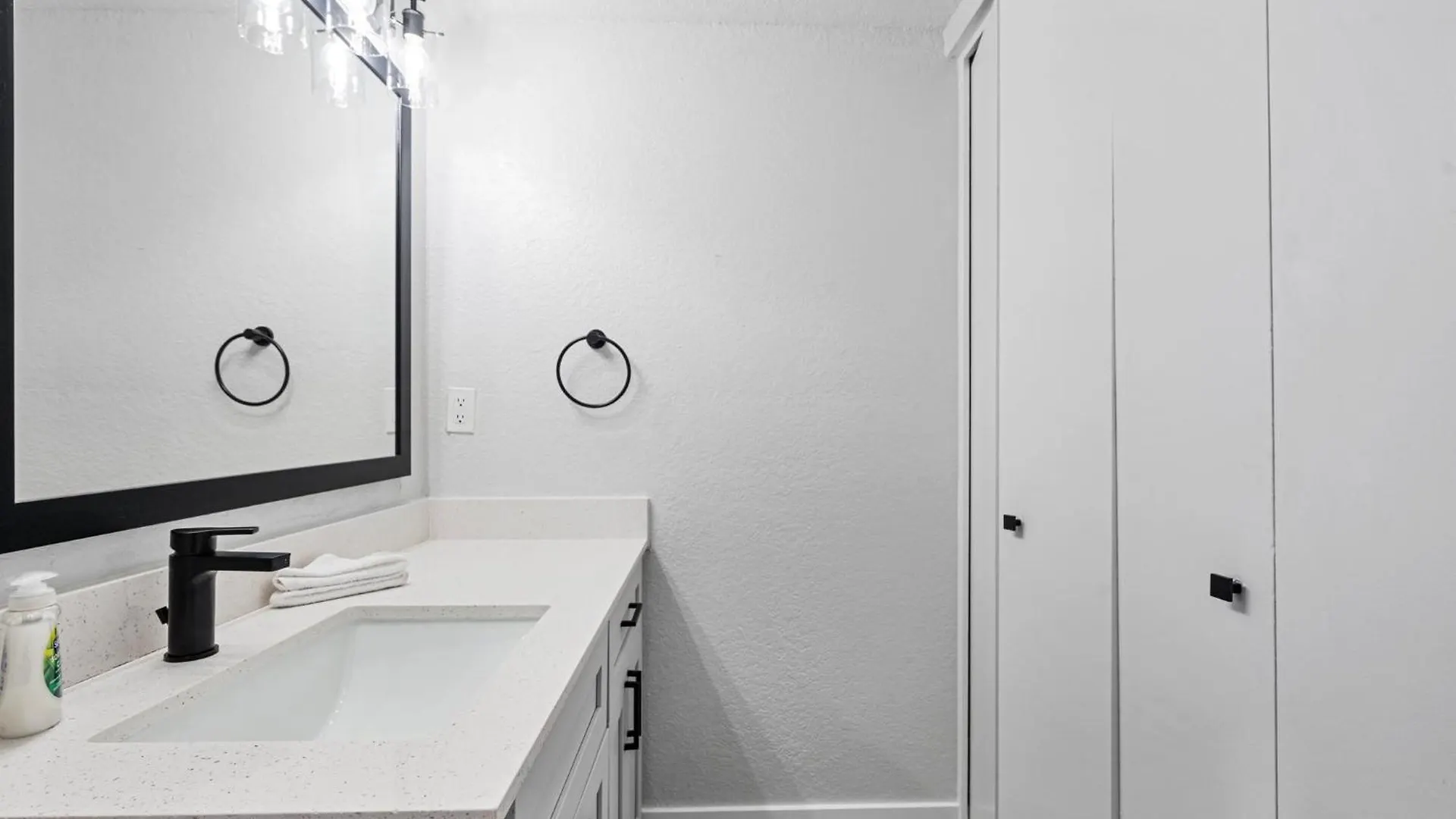 Luxurious 1B1B Stay With Free Parking Scottsdale États-Unis